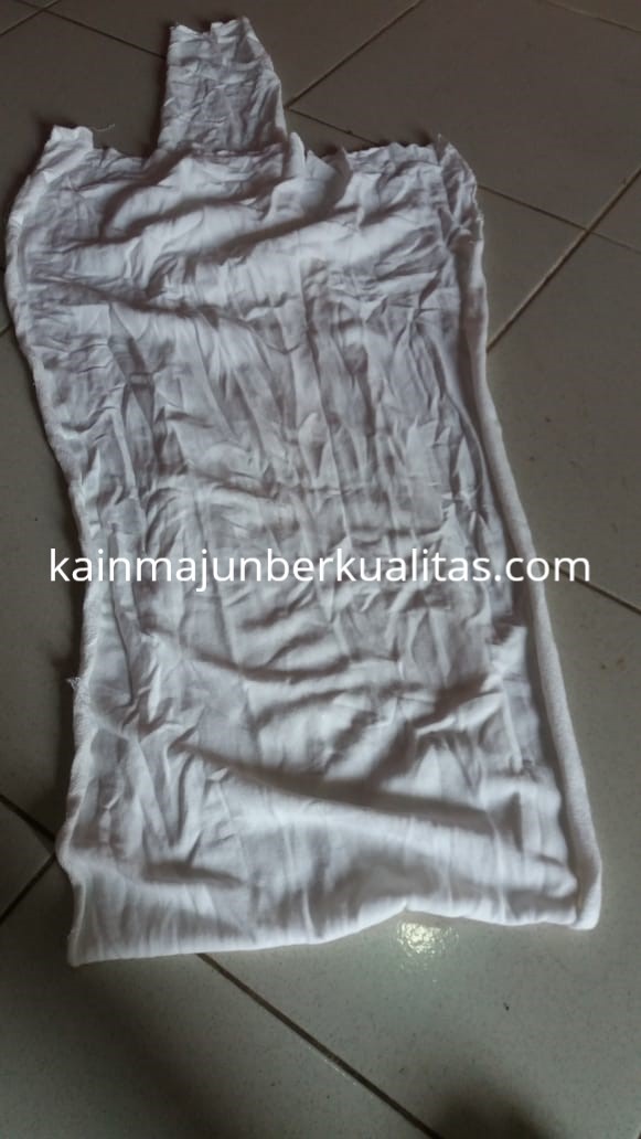 Kain Majun Lembaran Tanpa Dijahit Image